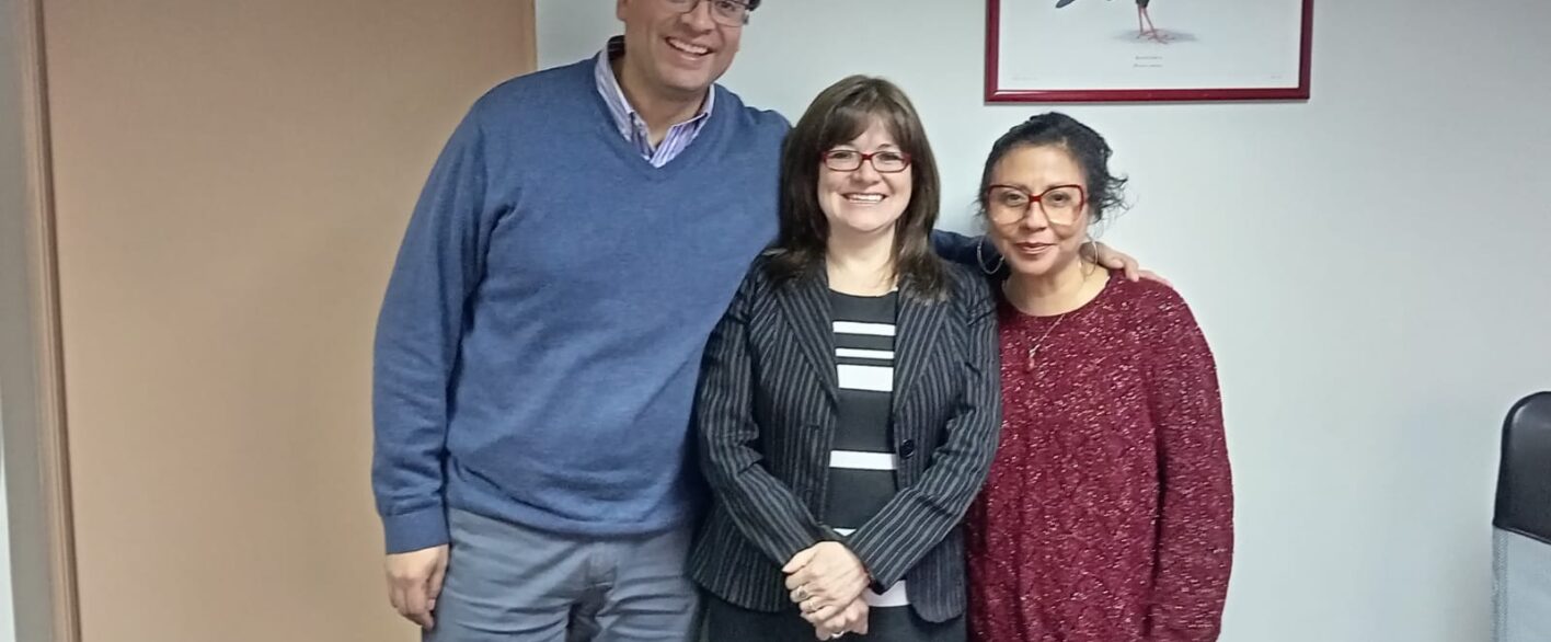 Felicidades a la nueva Magíster Paola Norambuena